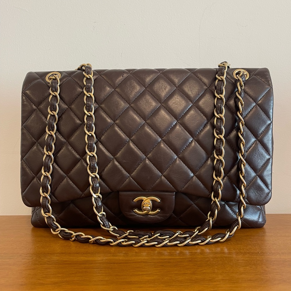❌❌❌SOLD❌❌❌Auth Chanel Maxi Classic Lambskin Single Flap Brown Leather